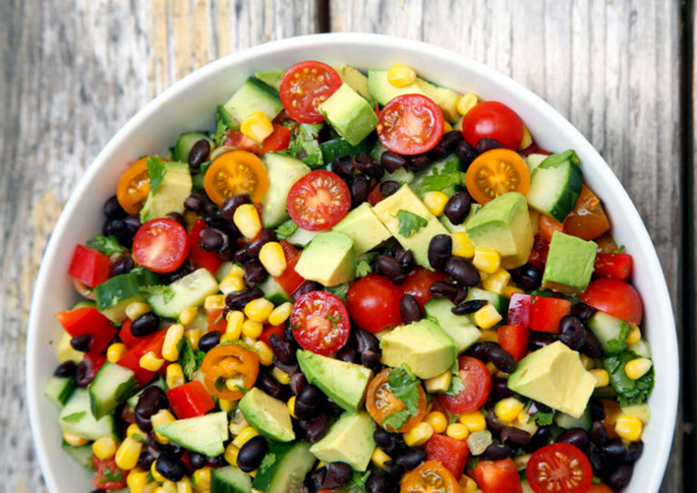 8 Fresh & Filling Salad Recipes Perfect For A Bariatric Diet